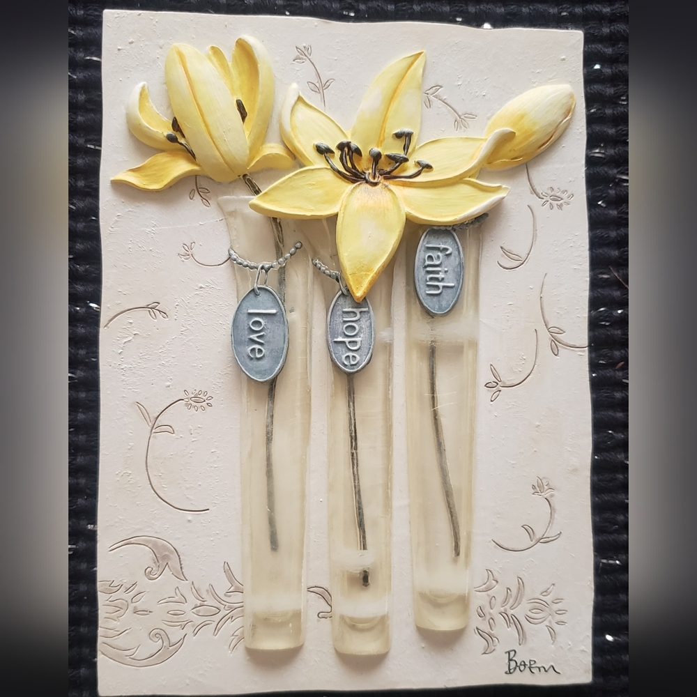 Decorative Floral Wall Plaque